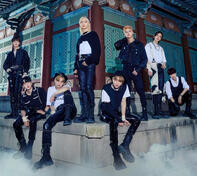 Stray Kids